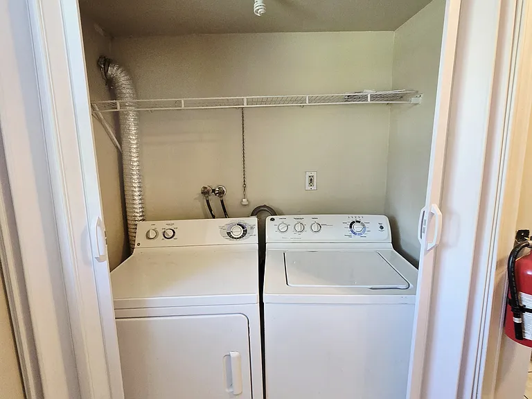 331 Sawmill Rd — Photo 12