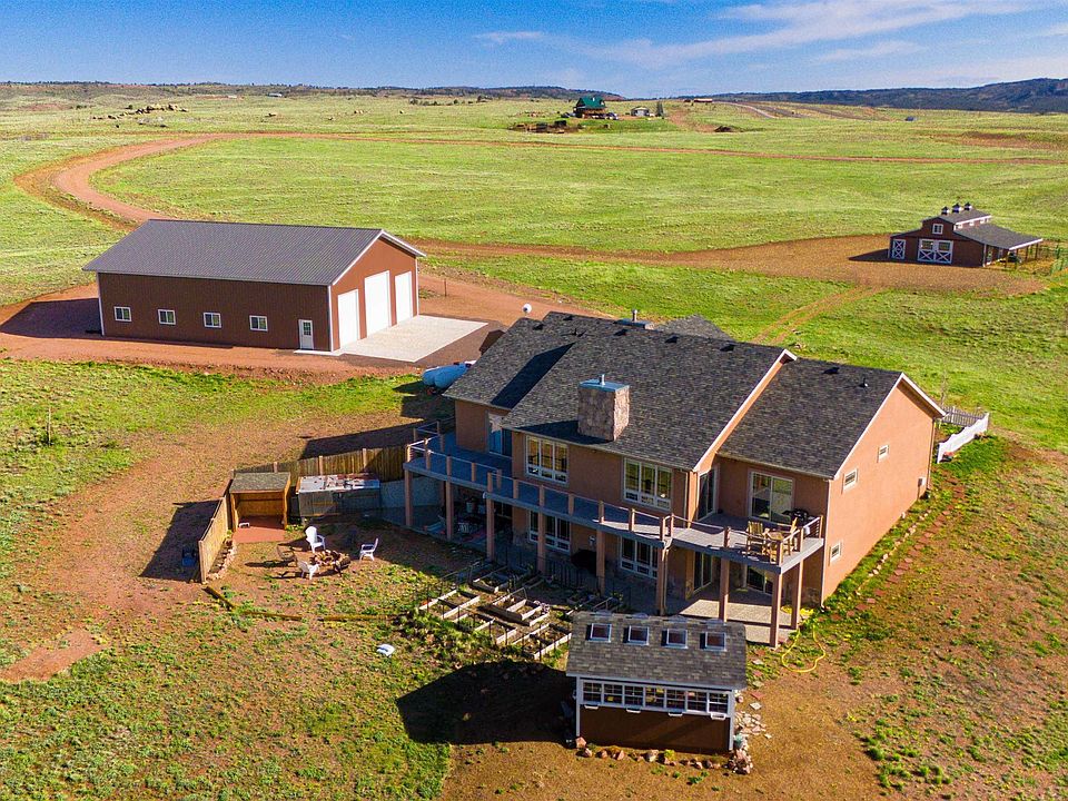 1st image of 60 Snowflake Rd