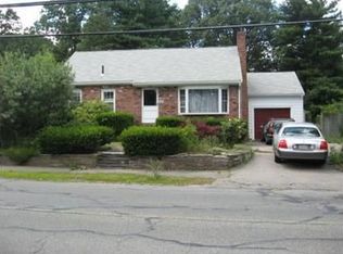 39 Pleasant St, Norwood, MA 02062