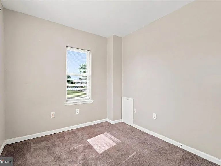 200 Wanamaker Ave #2 — Photo 9