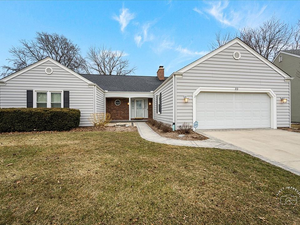 1st image of 32 Dunham Pl