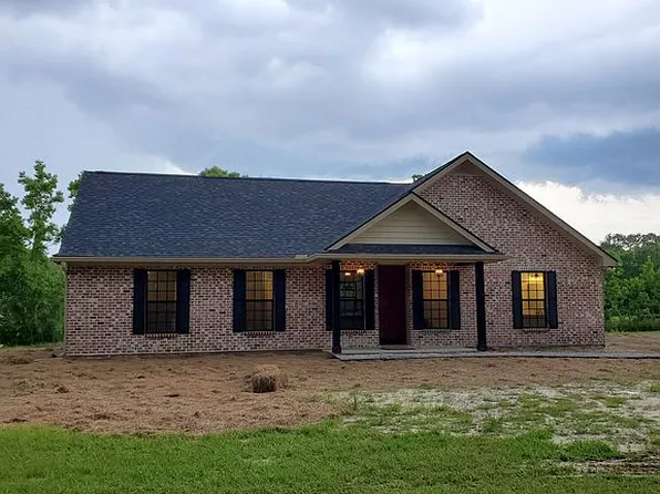 11 Huppo Rd, Picayune, MS 39466