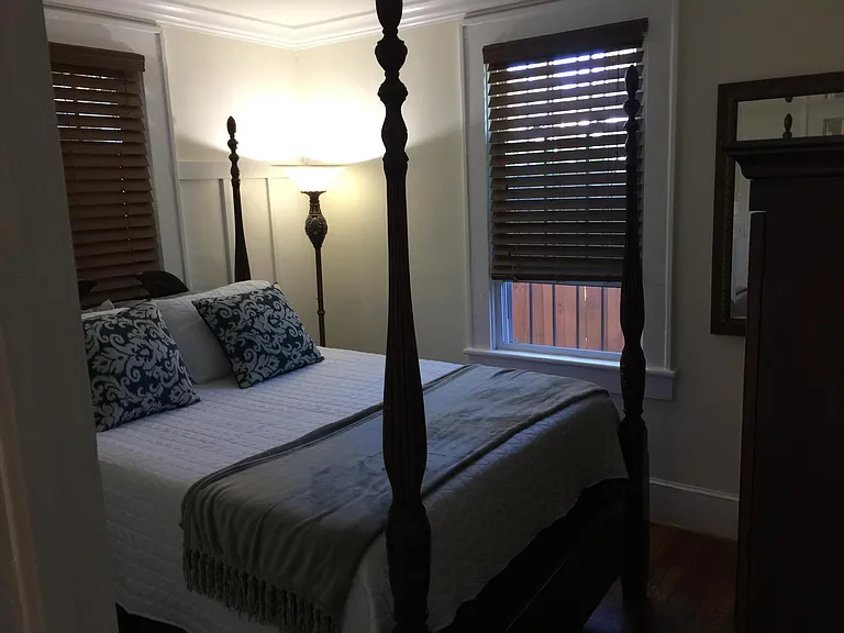 412 Green Ave — Photo 4
