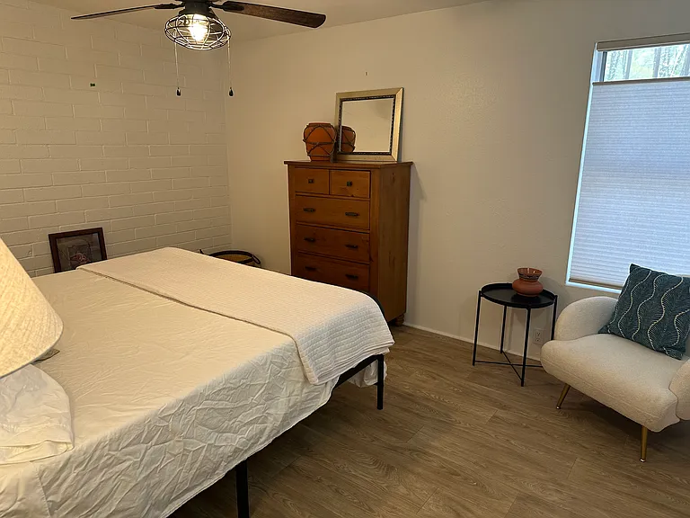 1010 S Calle De La Temporada — Photo 14