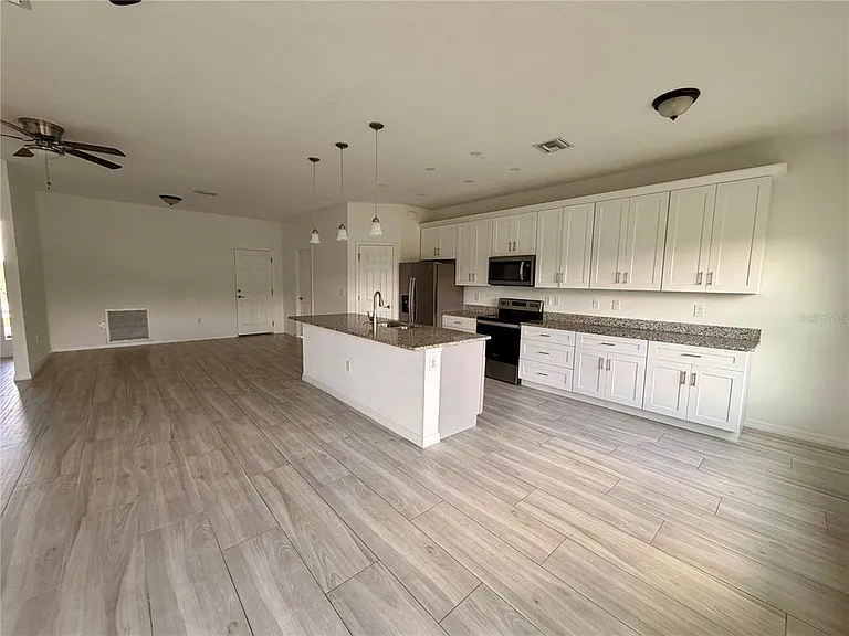 14142 Appleton Blvd — Photo 8