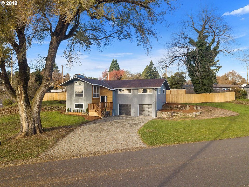 1st image of 4210 NE 39th St