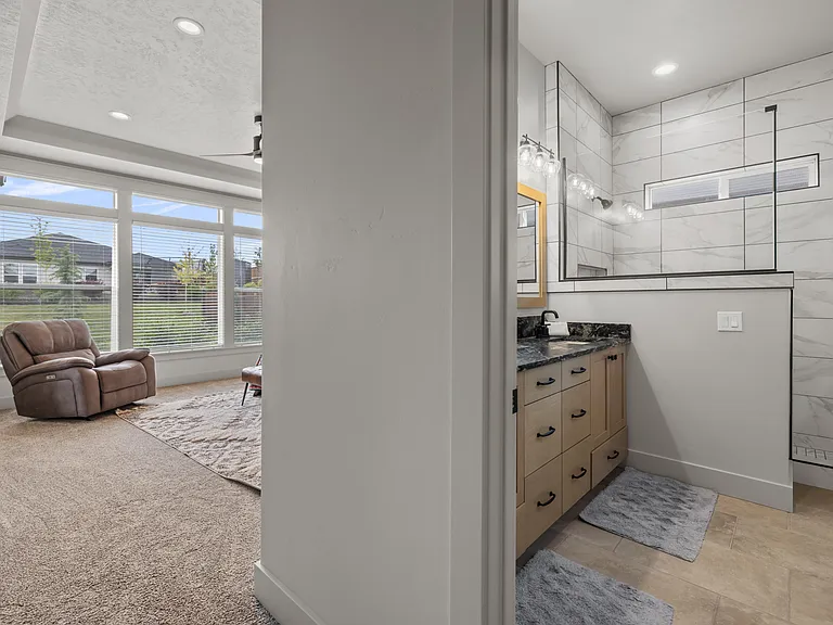 1293 W Capstone Dr — Photo 52
