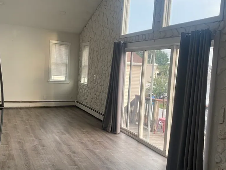 82 Gage Ave #3 — Photo 10