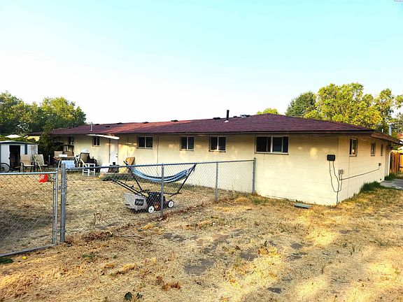 4th image of 3211 W John Day Ave