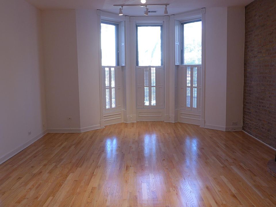 #451-1F - Living Room