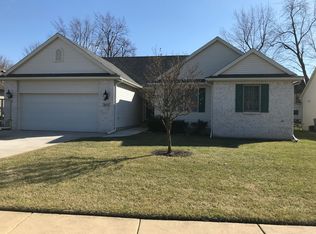 945 Santa Fe Ct, Temperance, MI 48182