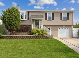 20811 S Frankfort Square Rd, Frankfort, IL 60423