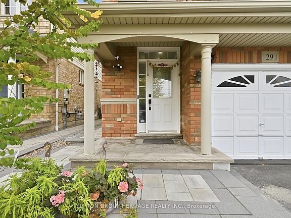 2nd image of 29 Tozer Cres
