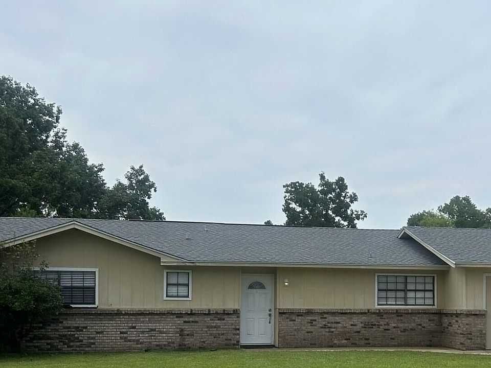 1st image of 587 Meadow Dr
