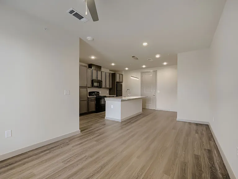 The Heights at Crowley — Photo 15
