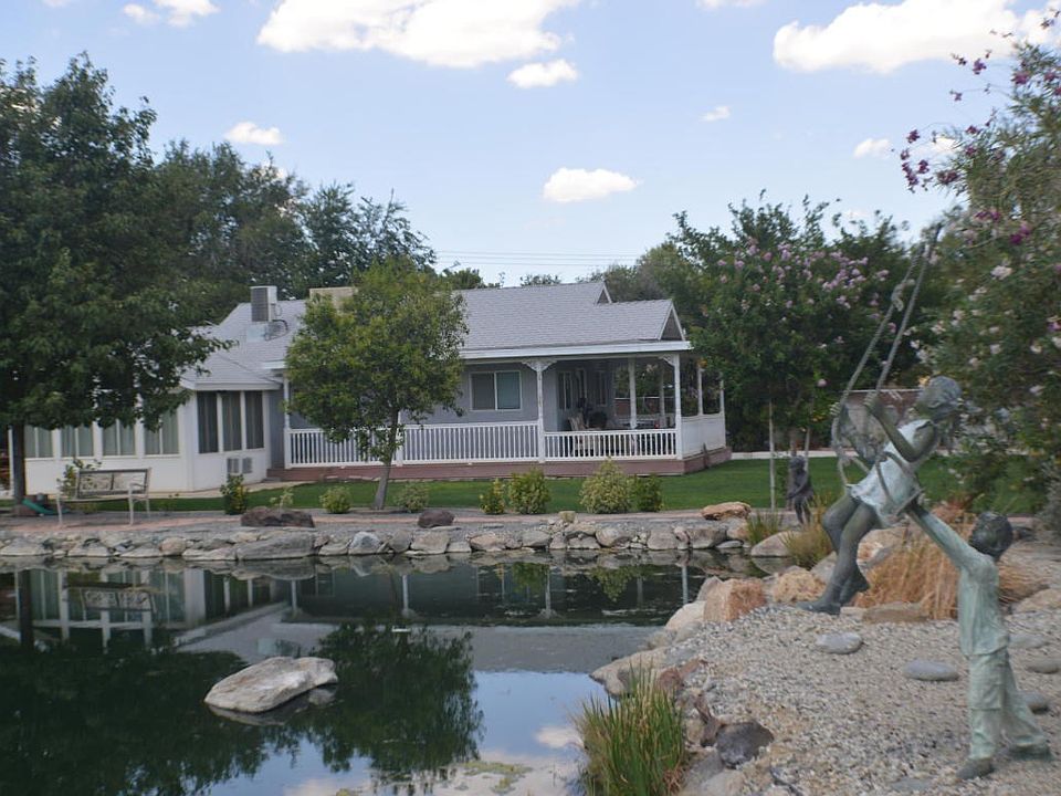 House & Pond