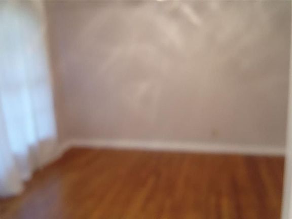 4th image of 1414 Maux Dr