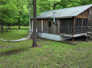 1194 Sadieville Rd, Calico Rock, AR 72519