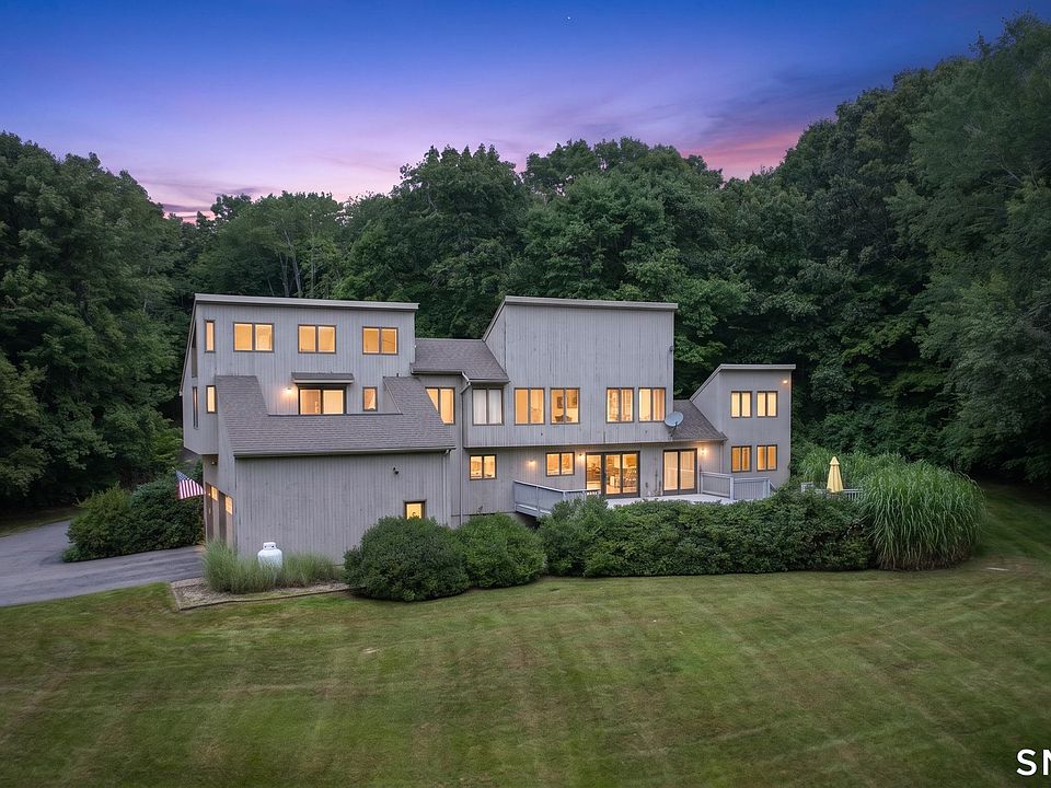 1st image of 275 Randall Road