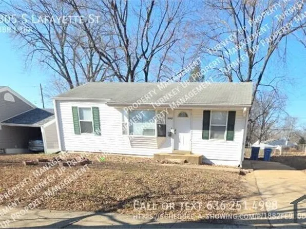 305 S Lafayette St, Florissant, MO 63031