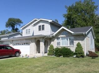 15829 Albany Ave, Markham, IL 60428