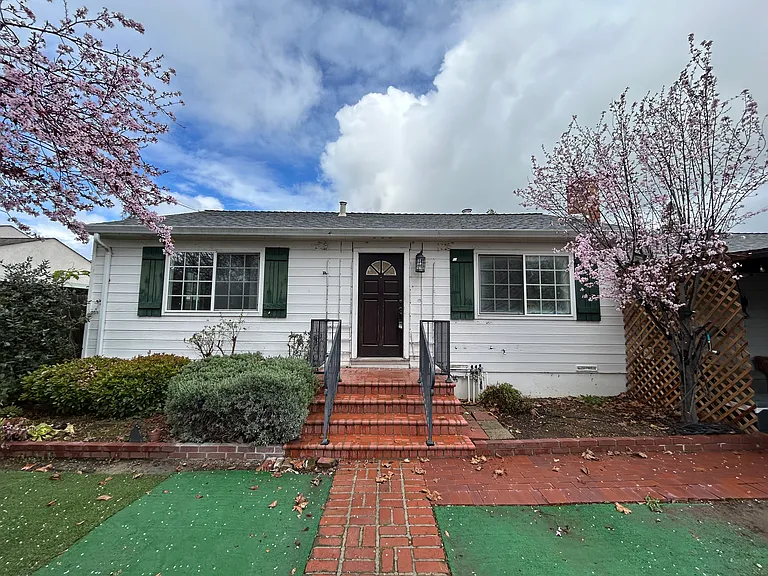 4025 Pepper Tree Ln #A — Photo 5