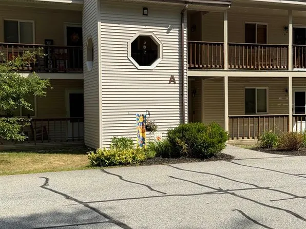 42 Harmony Ln, Center Conway, NH