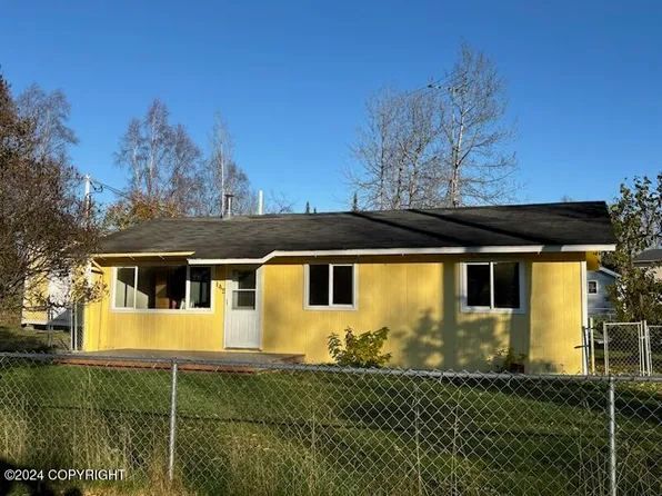 145 Fern St, Kenai, AK 99611