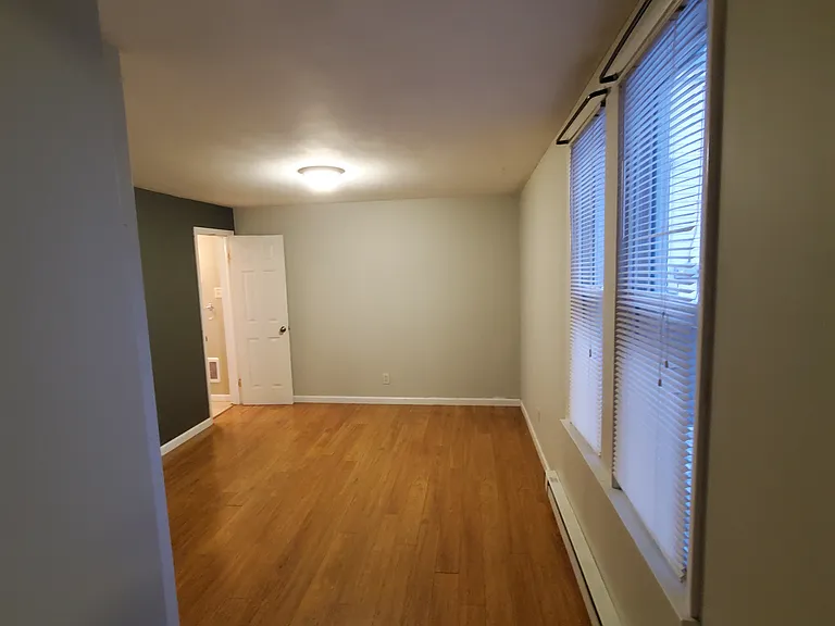 18 Gardner St #1 — Photo 15