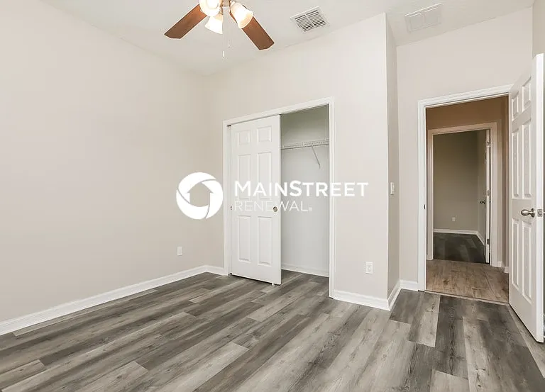 37111 Lake Overlook Dr — Photo 9