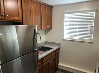 1330 Creekside Dr, Walnut Creek, CA 94596