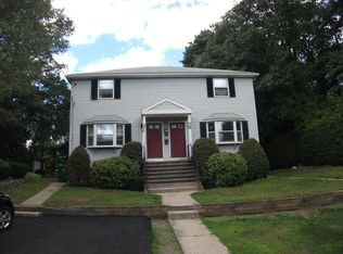 73 John St, Newton Center, MA 02459
