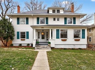 619 Oakwood Ave, Oakwood, OH 45419