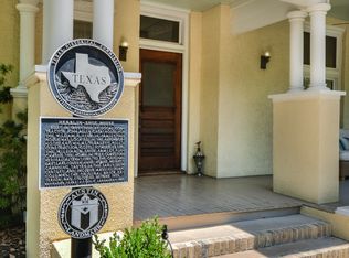 712 W 16th St, Austin, TX 78701