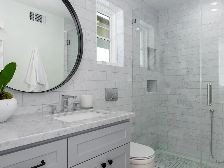 1025 W Balboa Blvd — Photo 23