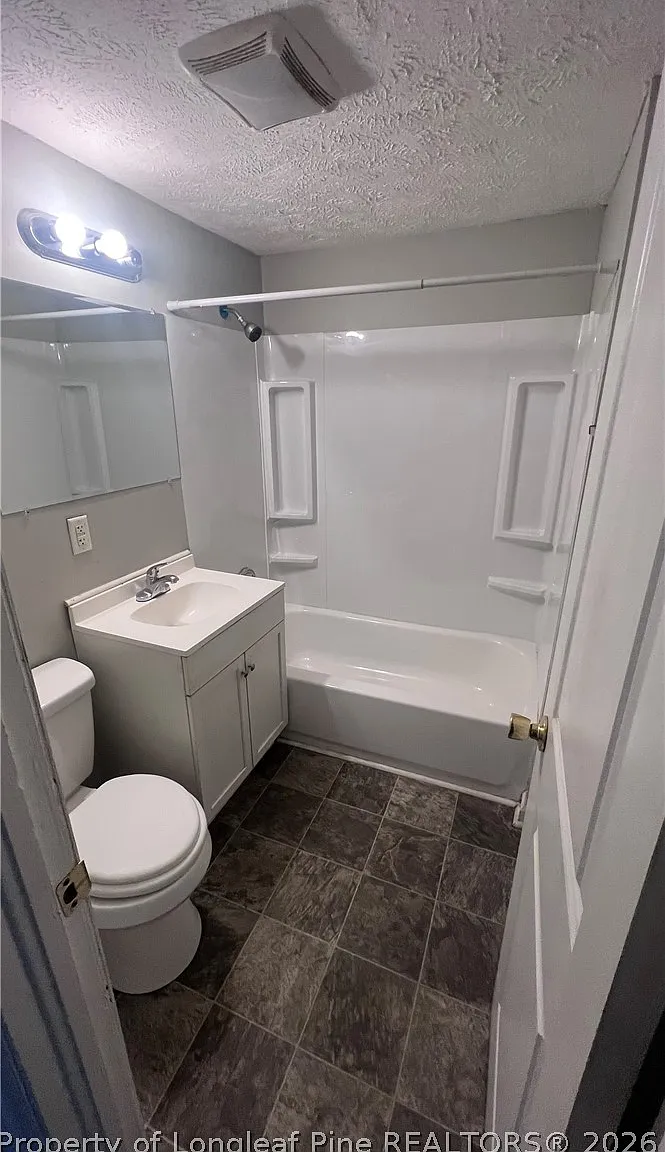 1 bed, 1.0 bath, 800 sqft, $715 — Photo 4