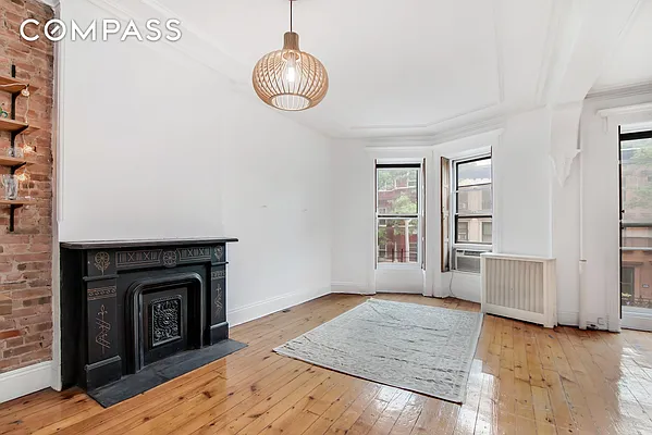 Rented by Compass | media 11