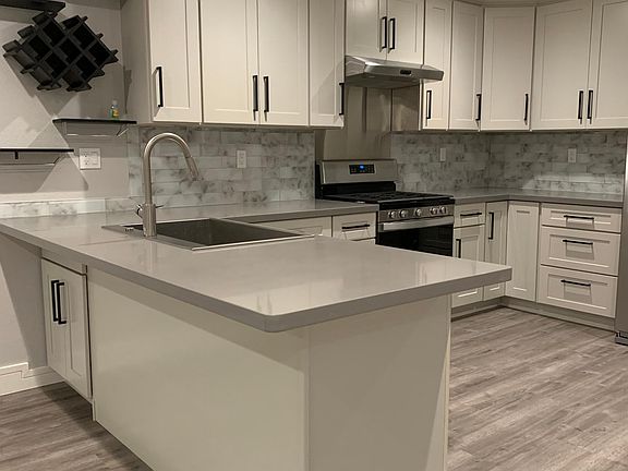 4th image of 1134 Kelez Dr