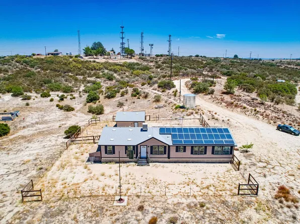 1696 Mary Joe Ln, Boulevard, CA 91905