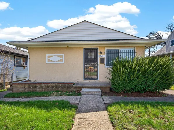 1089-1091 E 26th Ave, Columbus, OH 43211
