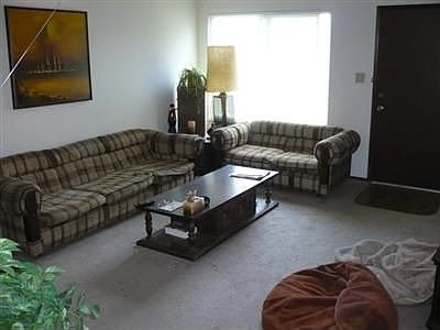 3rd image of 2113 Bell Ave