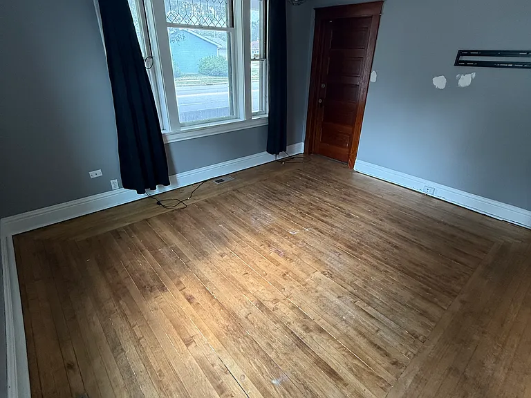 Living Room or option for bedroom