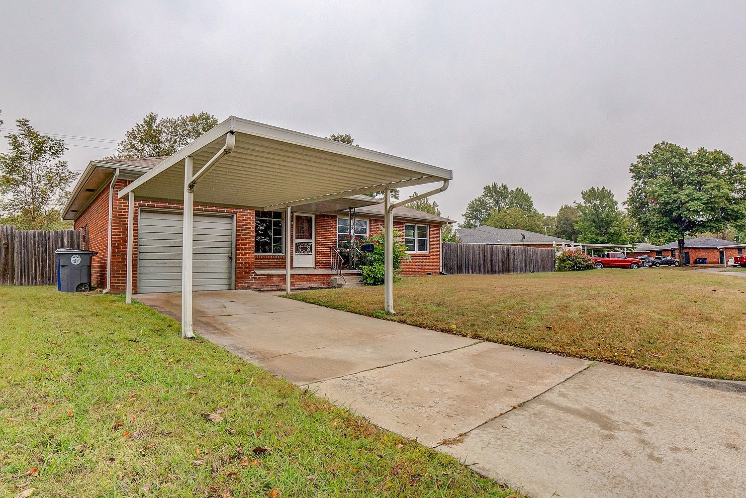 10627 E 3rd St, Tulsa, OK 74128 Zillow