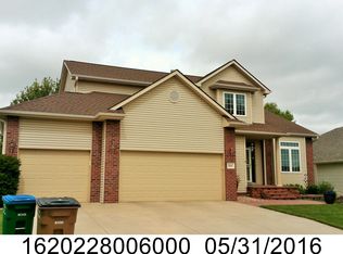 7441 S 48th St, Lincoln, NE 68516