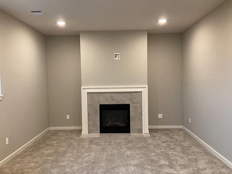 16196 Giorgia St — Photo 21