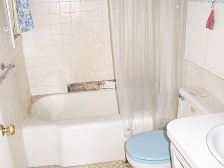 4th image of 500 E Sellar St