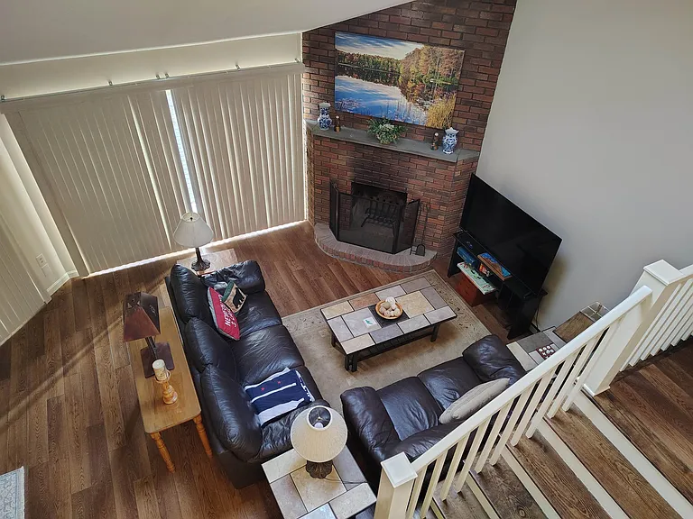 15 Manor Estates Dr #1 — Photo 6