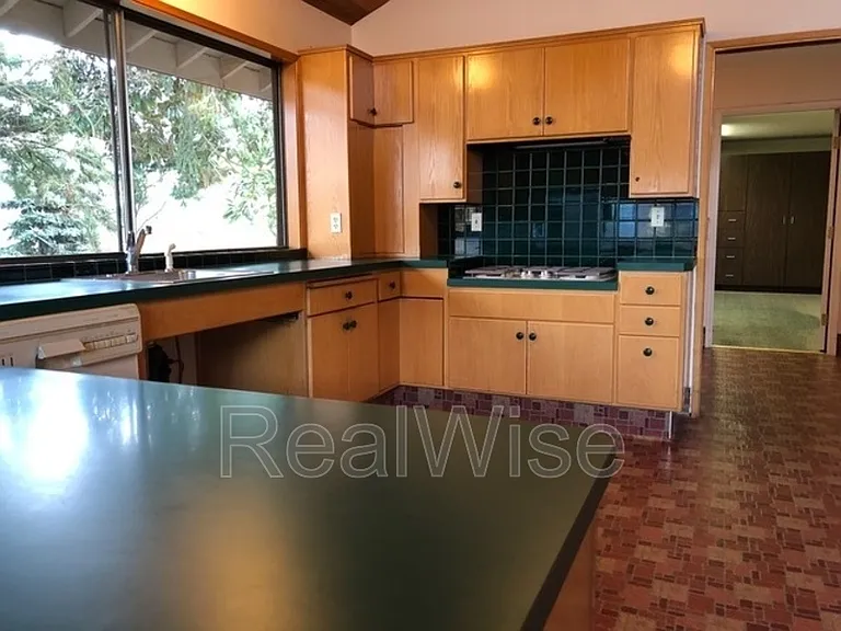 7730 SW Eaker Pl — Photo 7