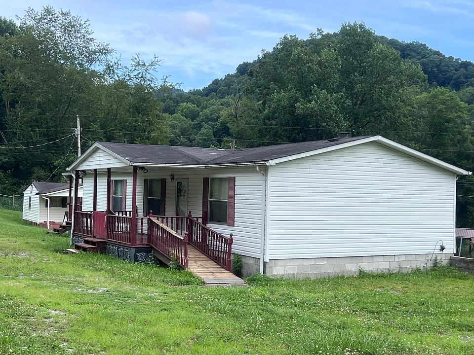1st image of 122 Blue Hollow Rd