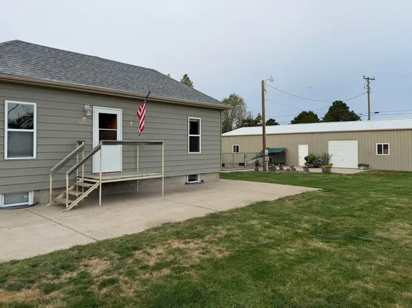 802 Main St, Stratton, CO 80836